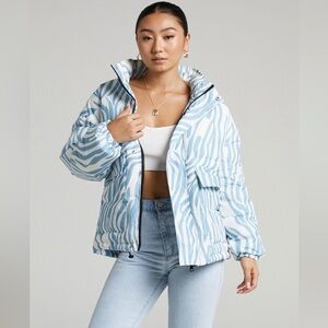 Showpo Settie Puffer Jacket in Blue Zebra